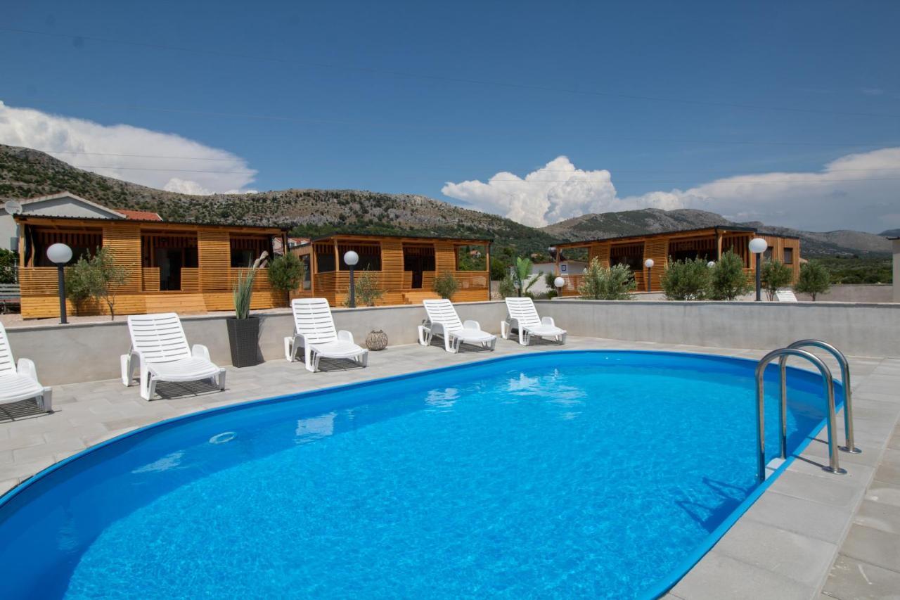 Camp Ante-Gojko Hotel Grebastica Exterior photo